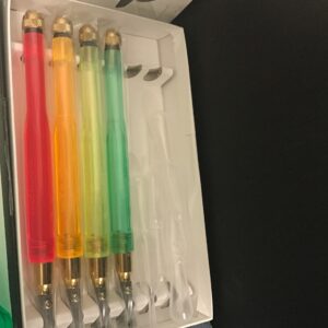 Toyo Comfort Grip Pen Tool