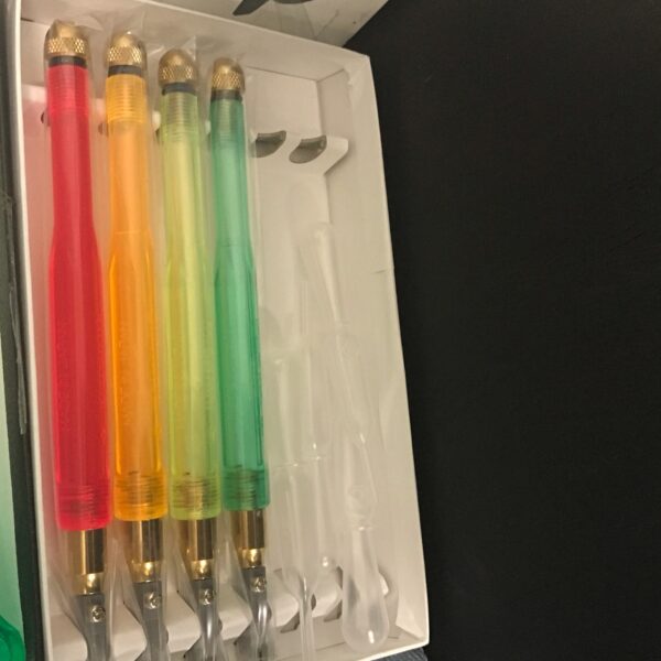 Toyo Comfort Grip Pen Tool